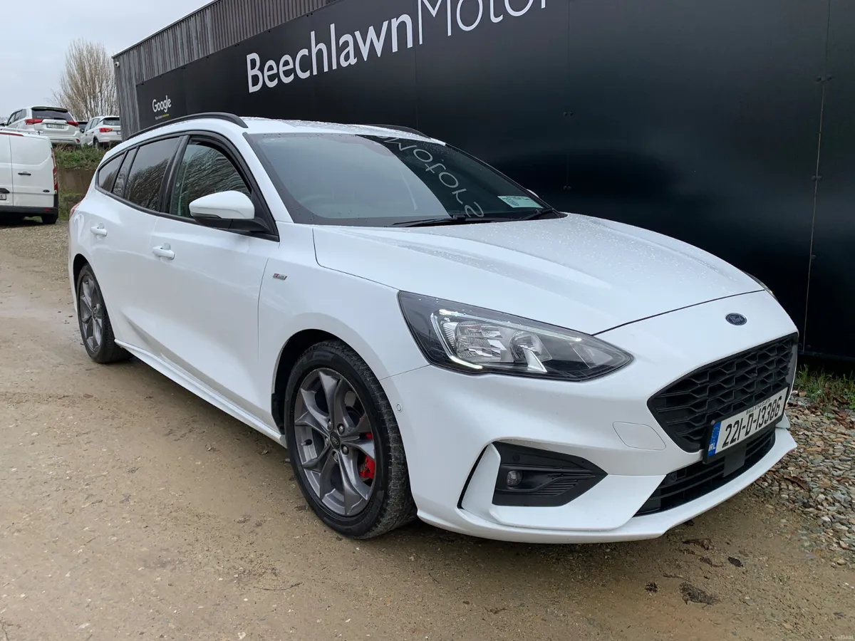 FORD FOCUS 1.5 TDCI 120 PS ST LINE ESTATE - Image 1