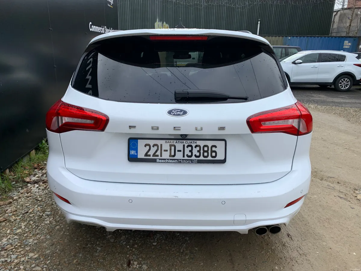 FORD FOCUS 1.5 TDCI 120 PS ST LINE ESTATE - Image 4