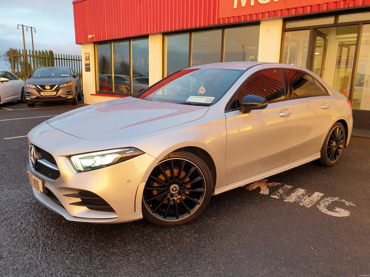 Mercedes-Benz A180D AMG LINE AUTO - Image 2