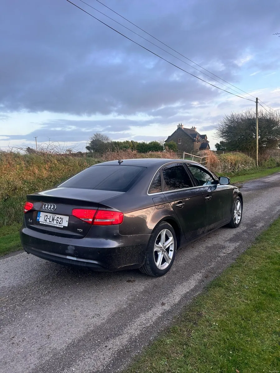 Audi a 4 - Image 2