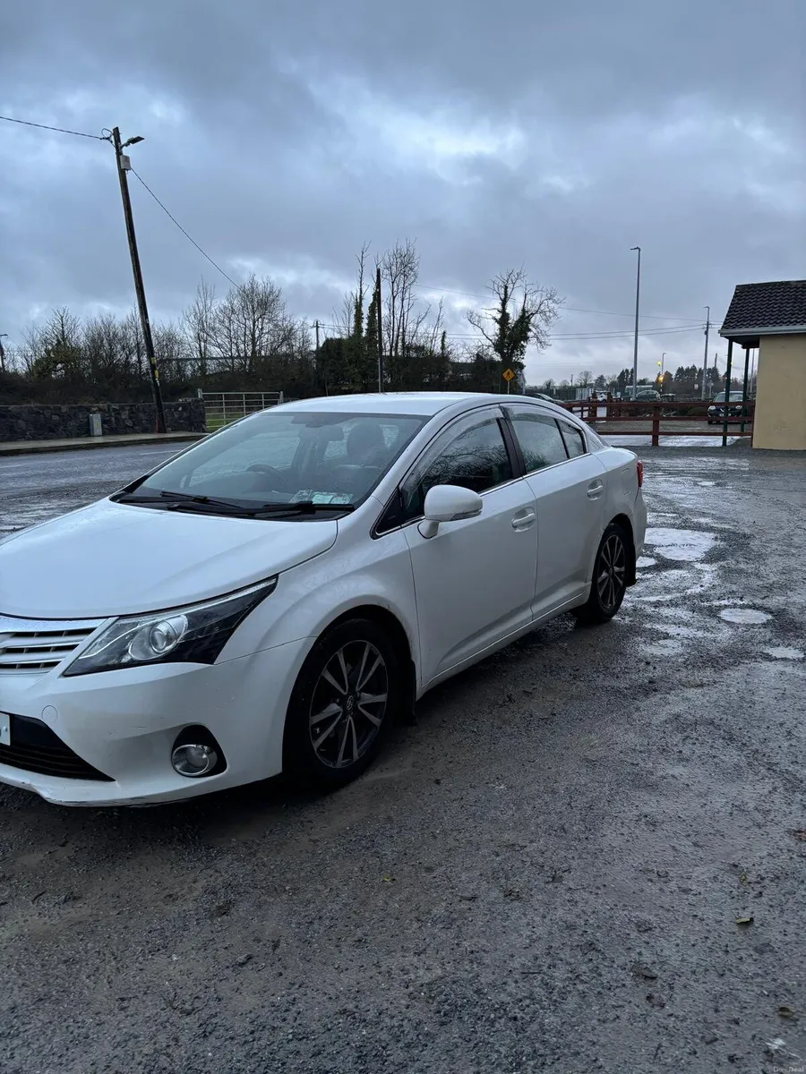 2012 Toyota avensis nct and tax - Image 4