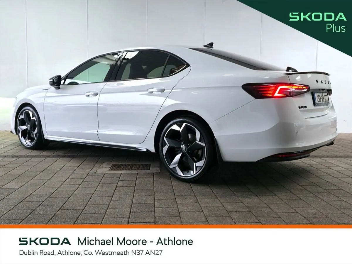 Skoda Superb Sportline 2.0 TDI 150BHP DSG - Image 3
