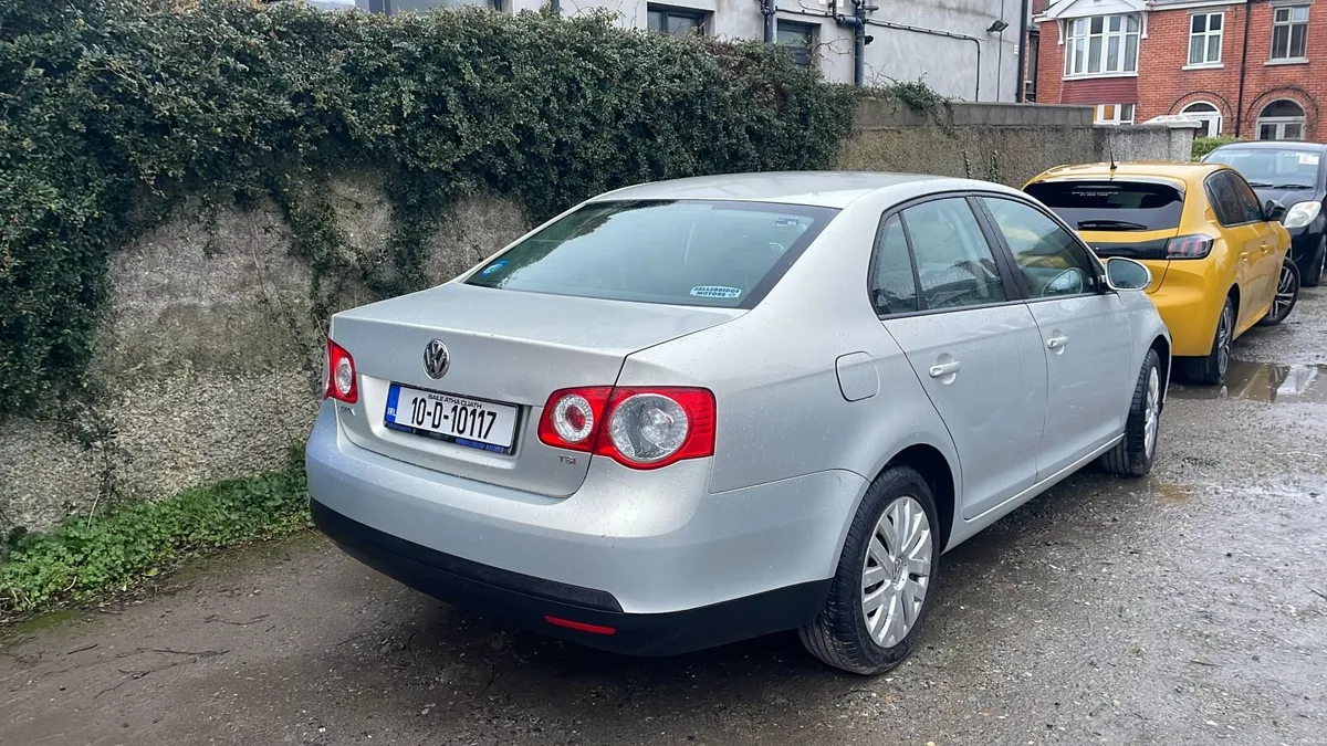 Volkswagen Jetta 2010 Tax and NCT - Image 4