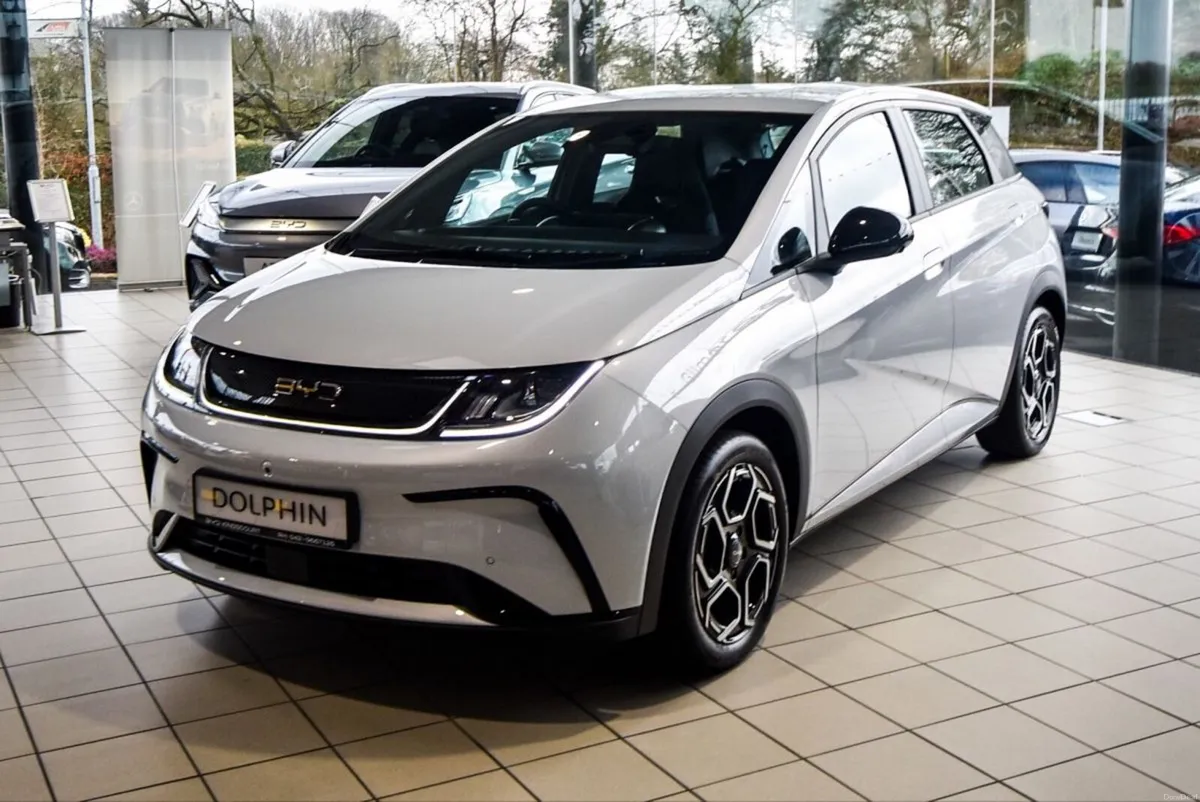 BYD DOLPHIN Dolphin Comfort 427km Range - Image 3