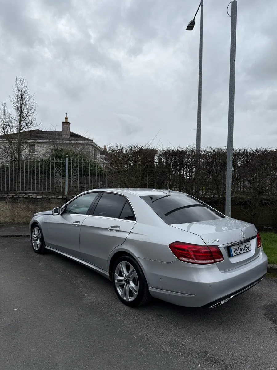 Mercedes e class - Image 2