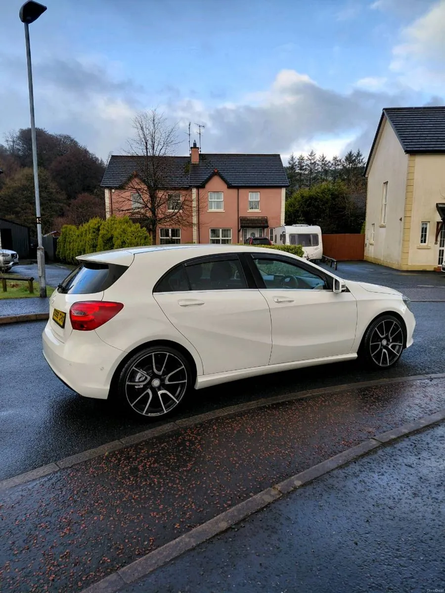 2016 mercedes a180d executive auto - Image 2