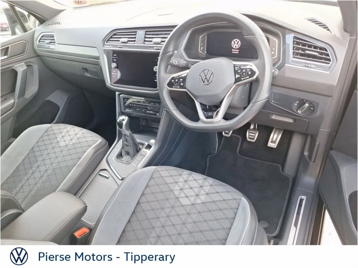 Volkswagen Tiguan 2.0 TDI 150HP R-Line Black Editi - Image 2