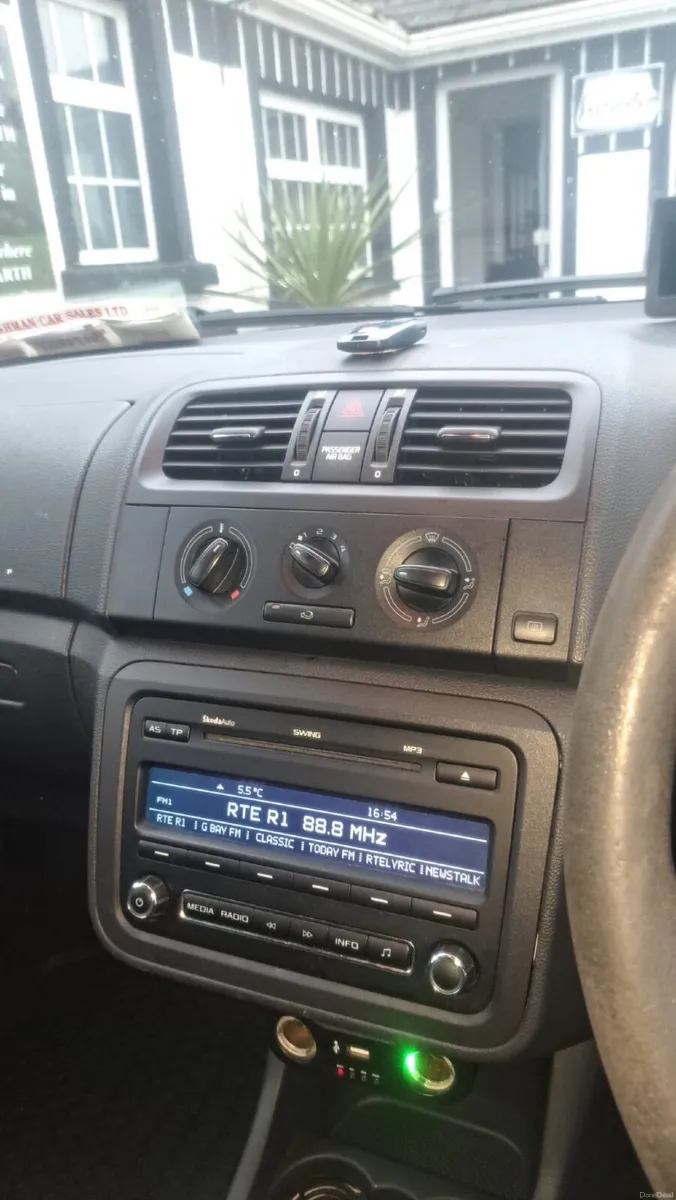 Skoda Fabia 2012 - Image 2