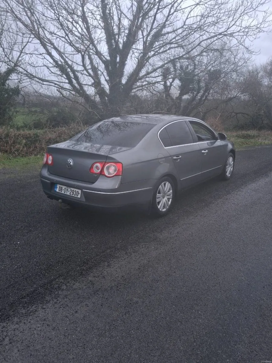 Volkswagon passat - Image 4