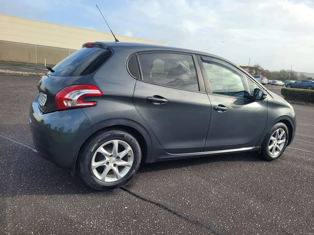 2015 PEUGEOT 208 ACTIVE 1.4 HDI NEW NCT. - Image 4