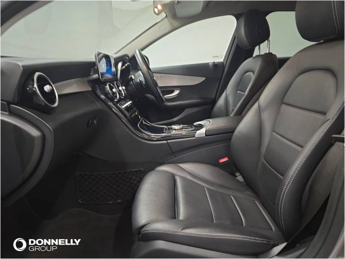 Mercedes-Benz C Class Diesel Saloon Sport - Image 4