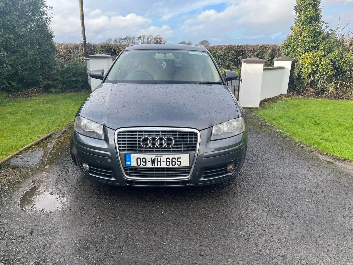 Audi A3 sport back 1.6 petrol TAX & NCT - Image 3