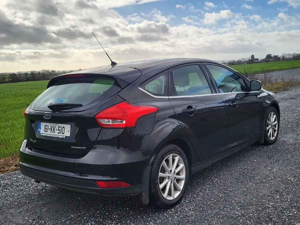 Ford Focus Titanium 2016 - Image 2