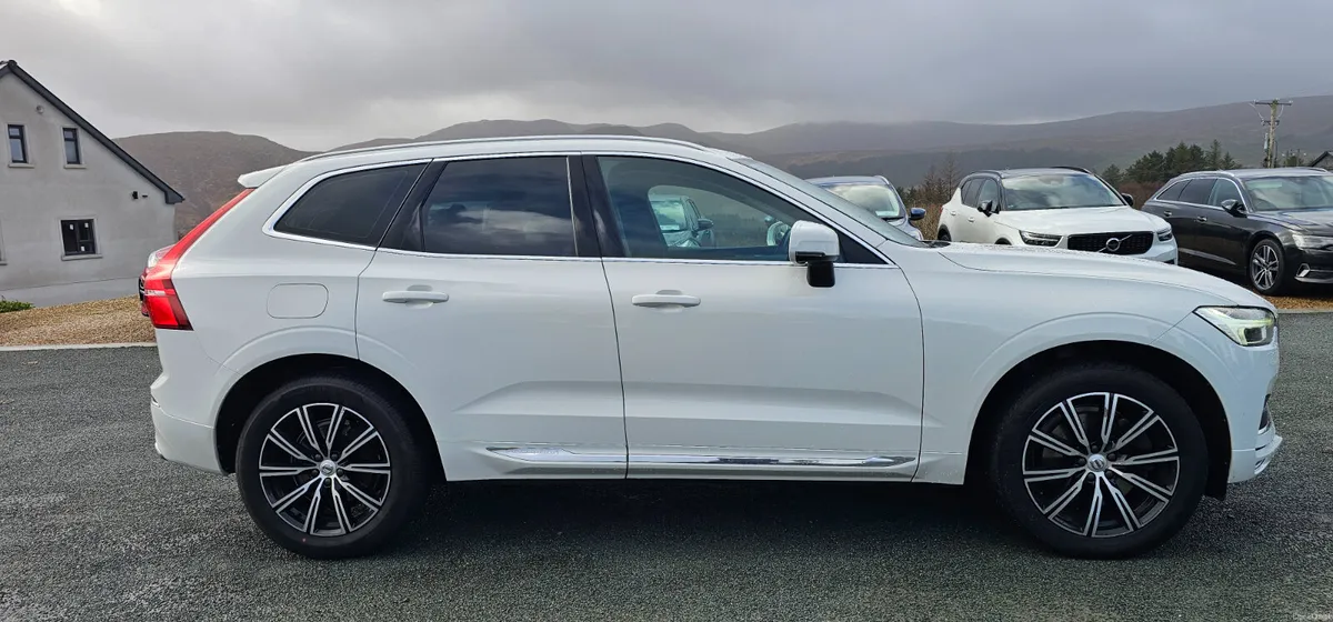 Volvo XC60 2.0 D4 INSCRIPTION 2020 - Image 3