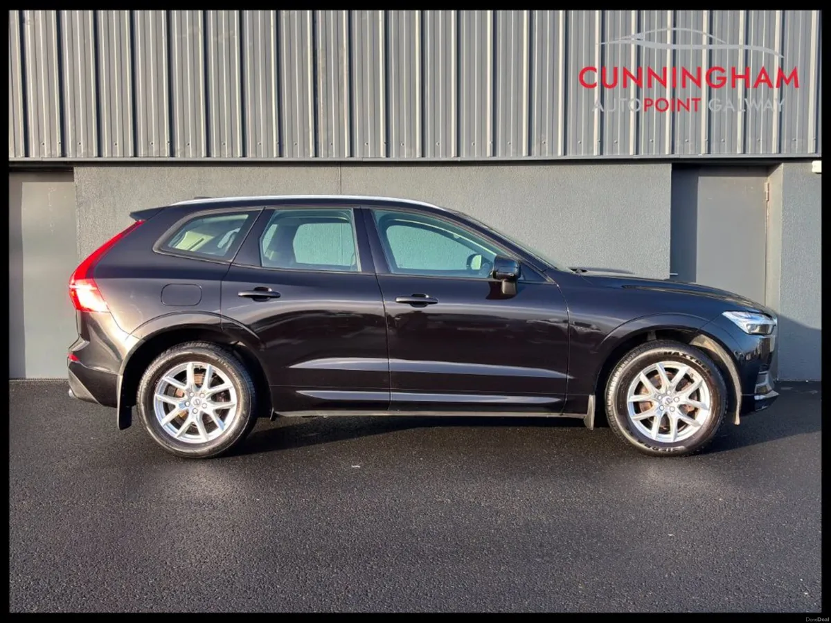 Volvo XC60 D4 Momentum Auto - Image 3