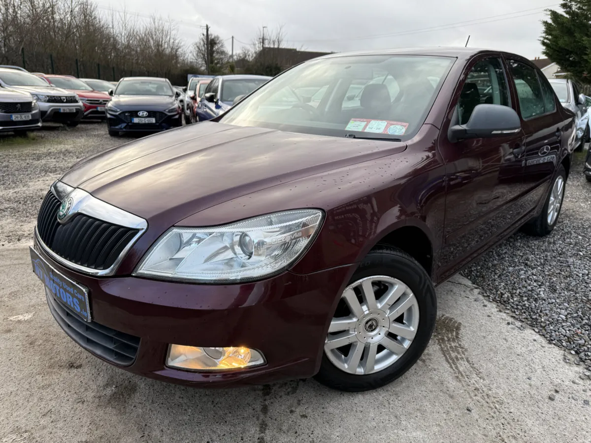 2012 Skoda Octavia 1.2 ACTIVE - Image 2