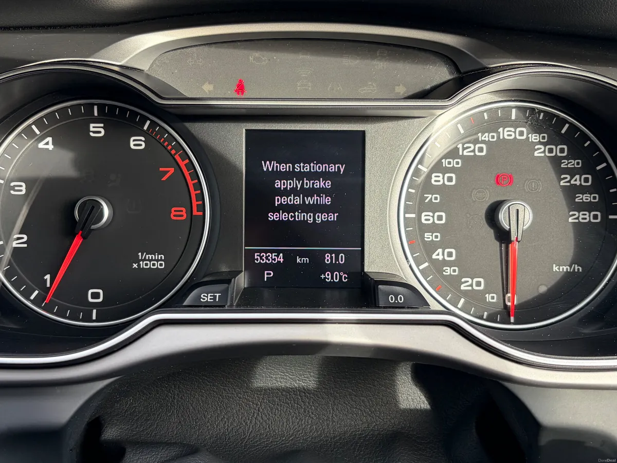 Audi A4 Avant Black Pack - Image 4