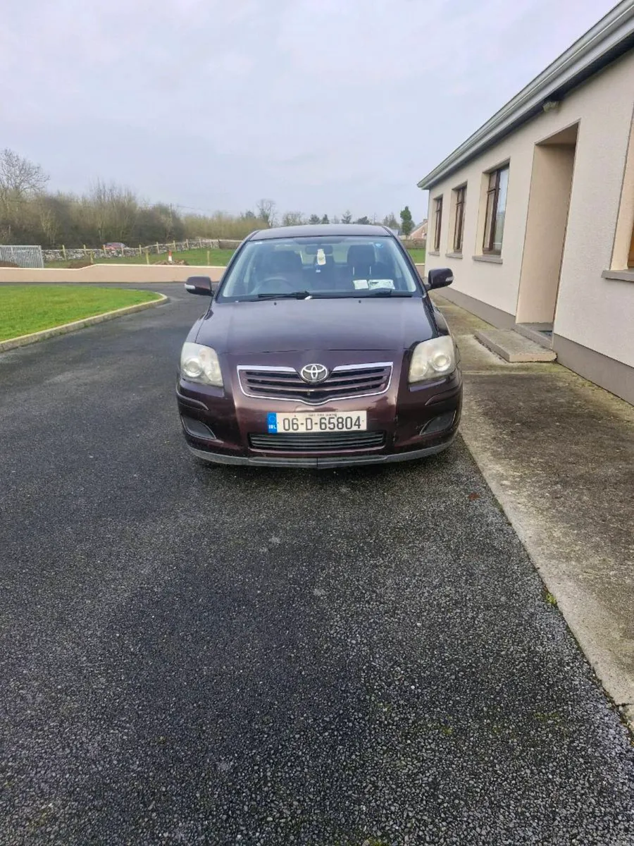Toyota Avensis - Image 1