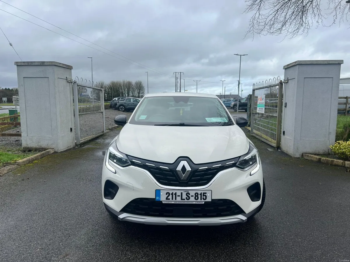 Renault Captur Play TCE 2021 - Image 2