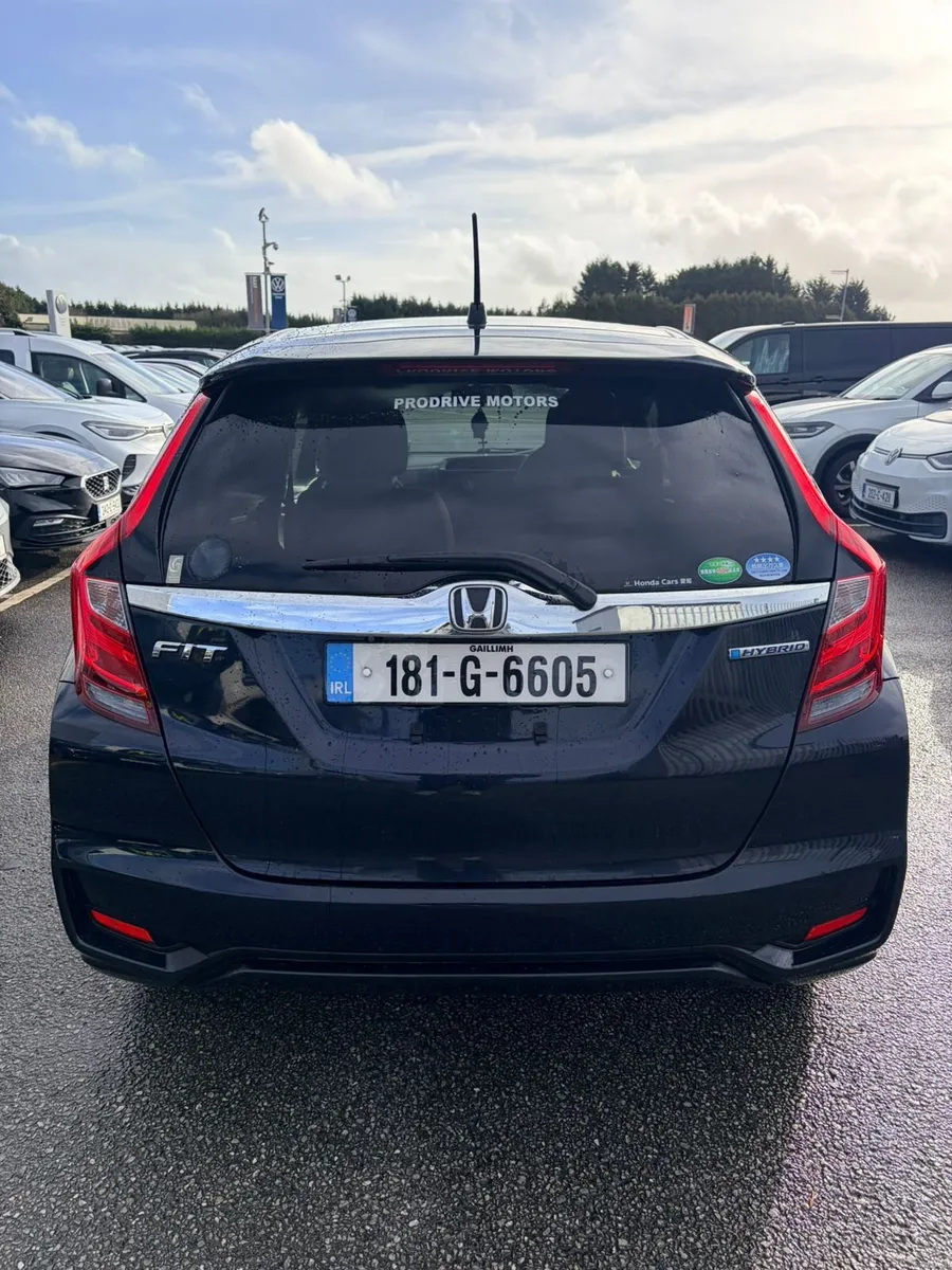 Honda Fit 2018 - Image 4