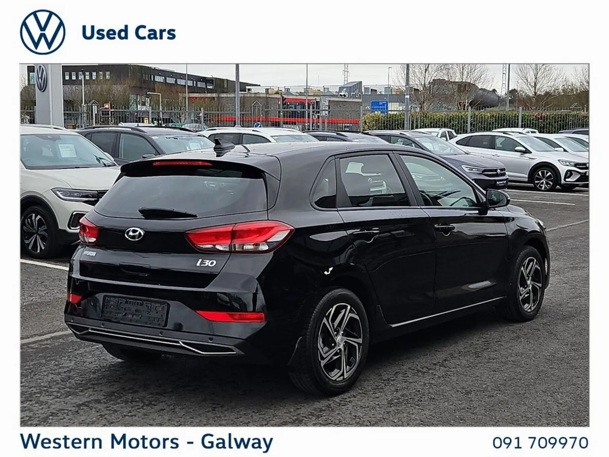 Hyundai i30 Diesel - Reversing Camera - Carplay Bu - Image 3