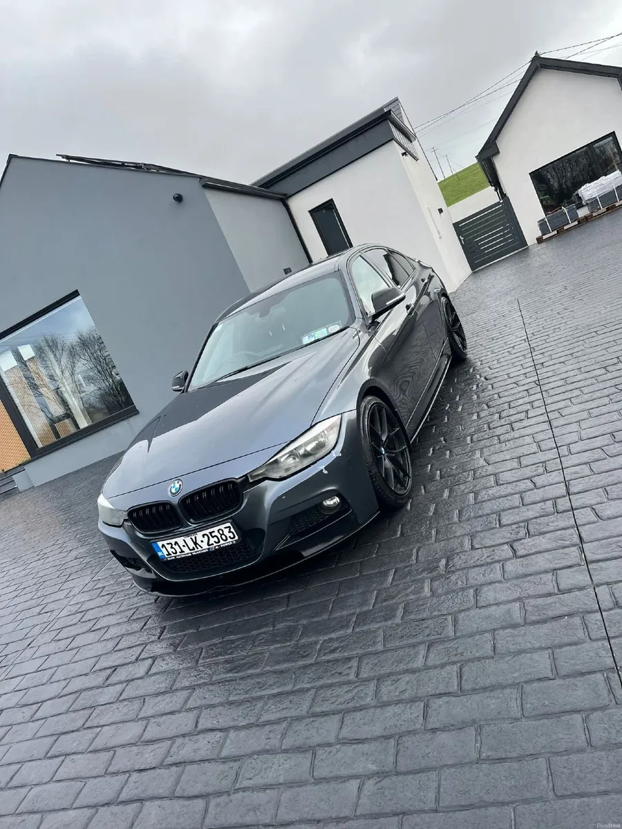 BMW 3-Series 2013 - Image 4