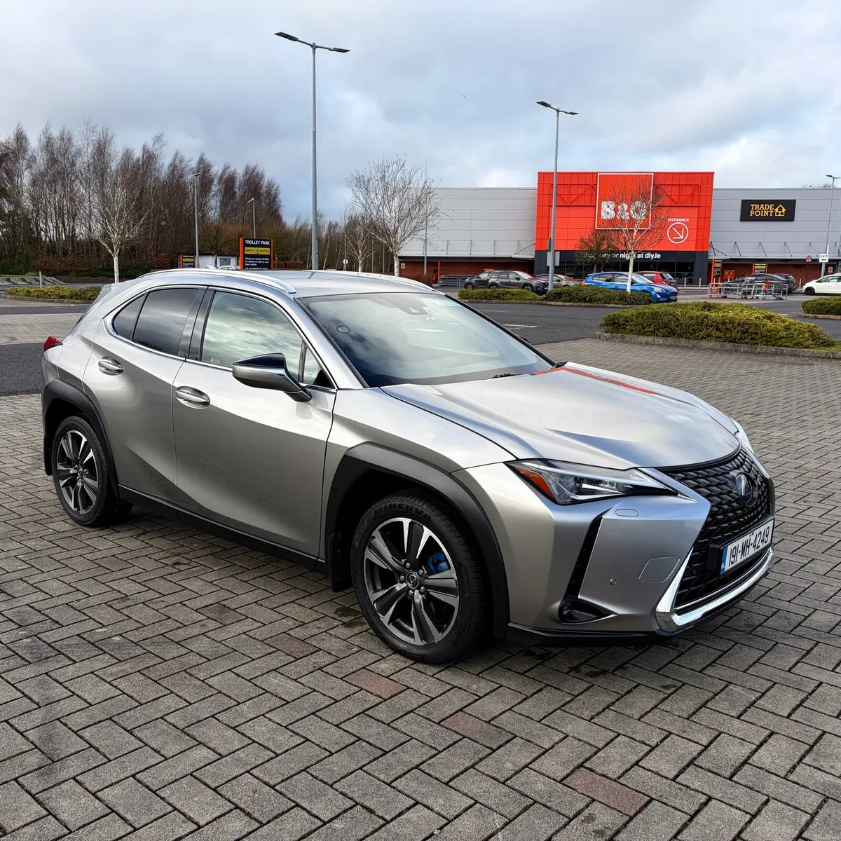LEXUS UX 250H 2019 - Image 2