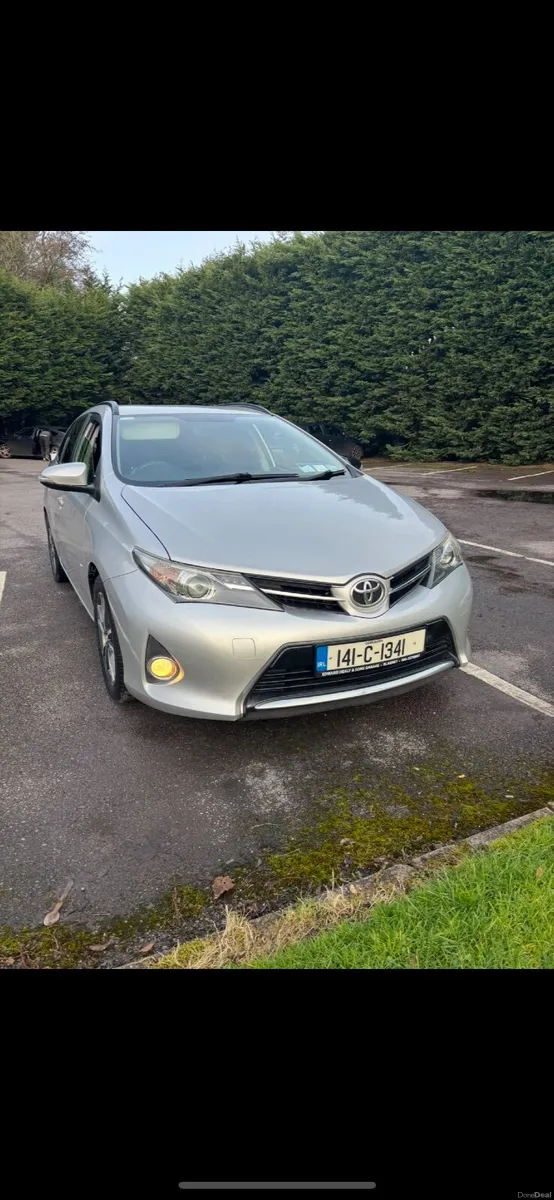 Toyota Auris 2014 - Image 1