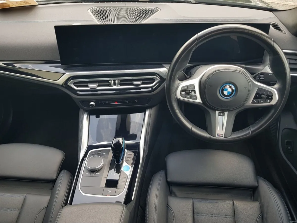 BMW i4 eDrive40 M Sport - Image 4