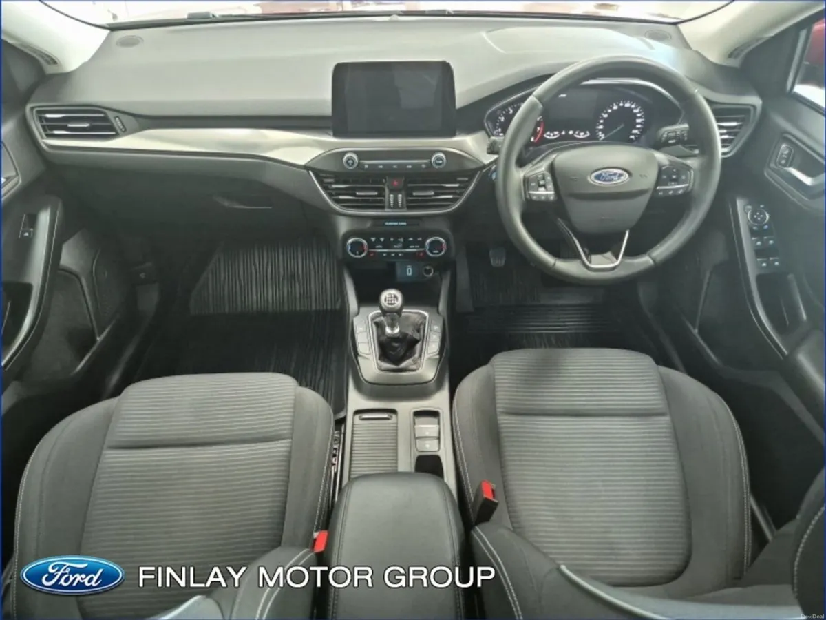 Ford Focus 1.0 Ecoboost 125PS Titanium--LOW KMS - Image 3