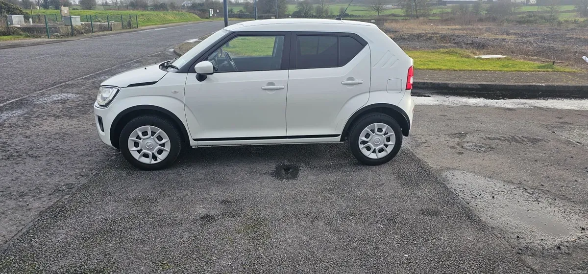 222 Suzuki Ignis 1.2 DUALJET HYBRID SZ-T - Image 2