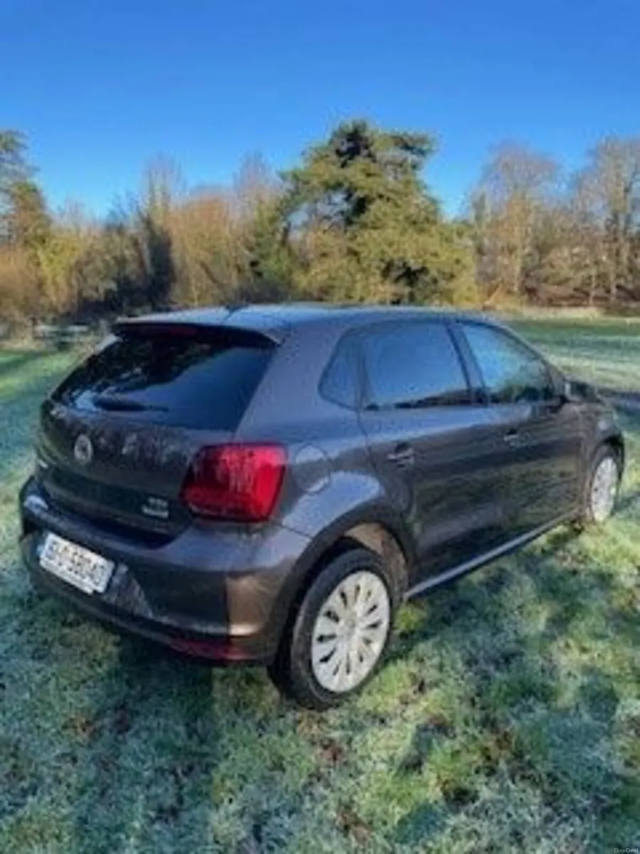 Volkswagen Polo 2015 - Image 4
