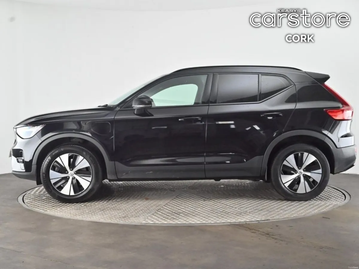 Volvo XC40 Xc40 + T4 Recharge Auto  Plus  Recharge - Image 6