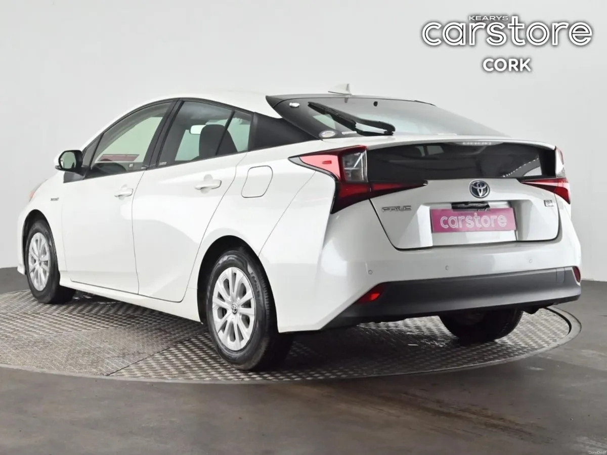 Toyota Prius 1.8 Hybrid - Image 4