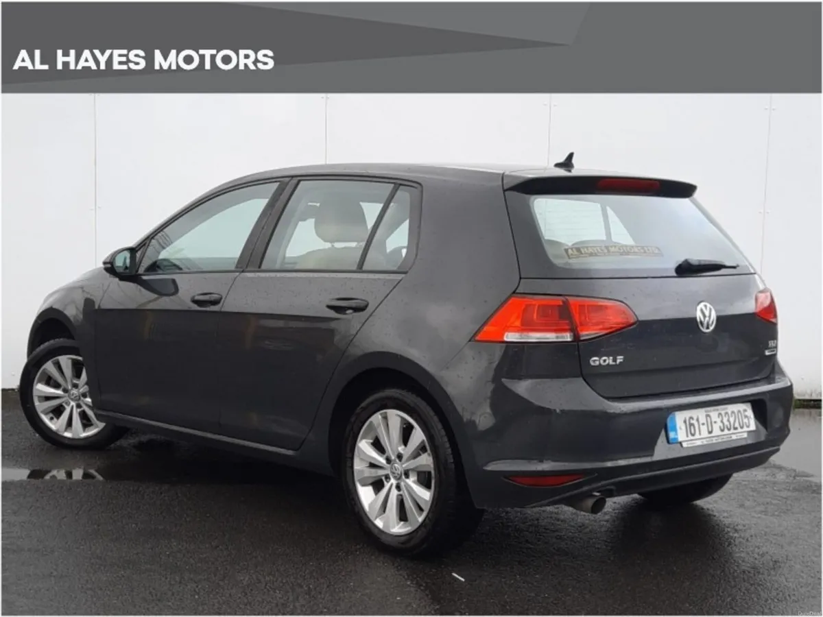 Volkswagen Golf **FULL LEATHER**REVERSING CAMERA** - Image 3