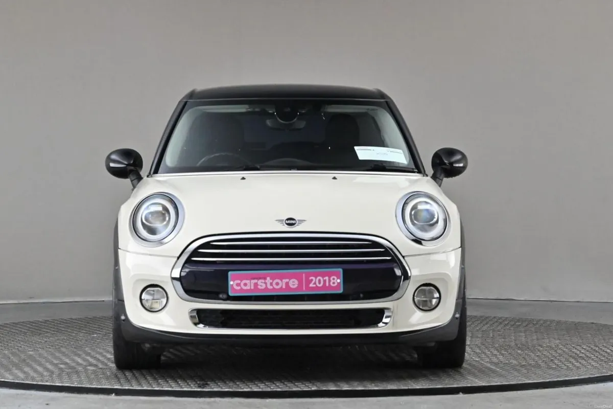 Mini Cooper 1.5 COOPER 5DR**17" ALLOY WHEELS**PRIV - Image 2