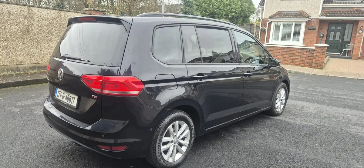 Volkswagen Touran 2017 1.6 Diesel 7 Seater - Image 4