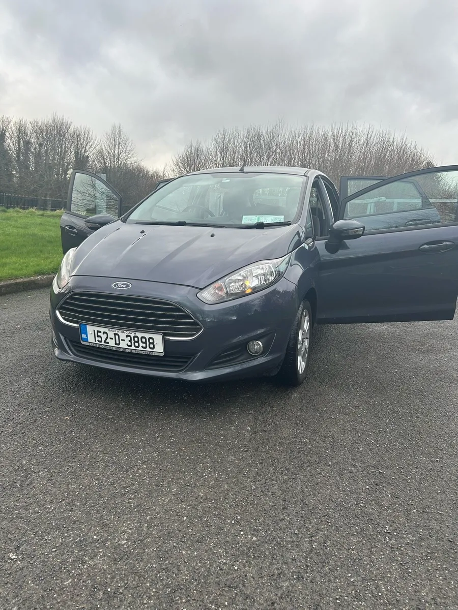 152 Ford FIESTA MCA ZETEC 1.25L Petrol 5DR - Image 1