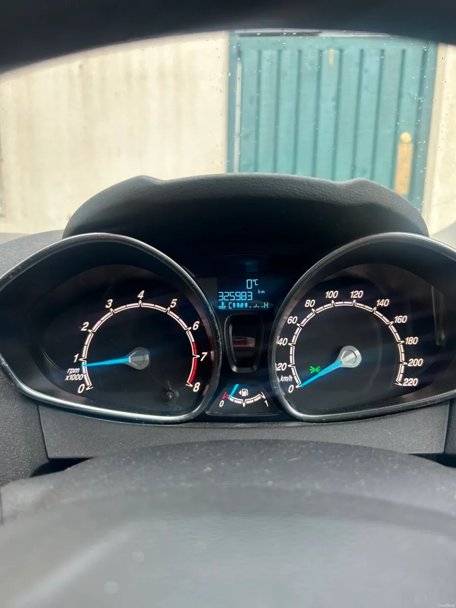 Ford Fiesta - Image 3