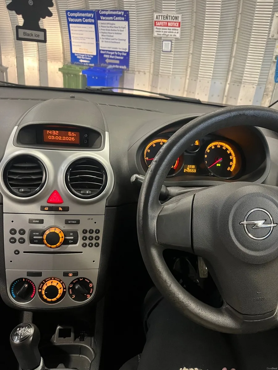 Opel Corsa 2012 - Image 4