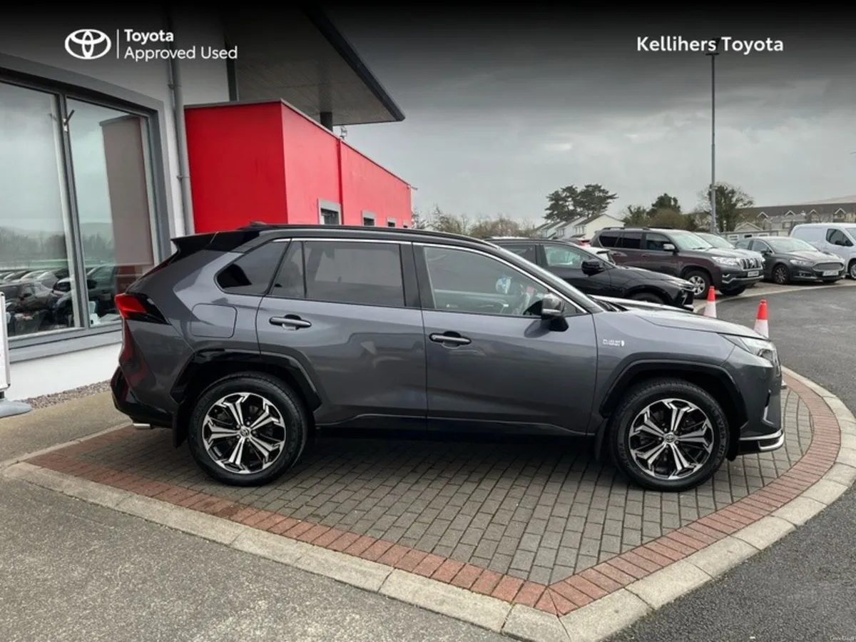 Toyota RAV4 RAV4 PLUG-IN HYBRID SPORT - Image 3