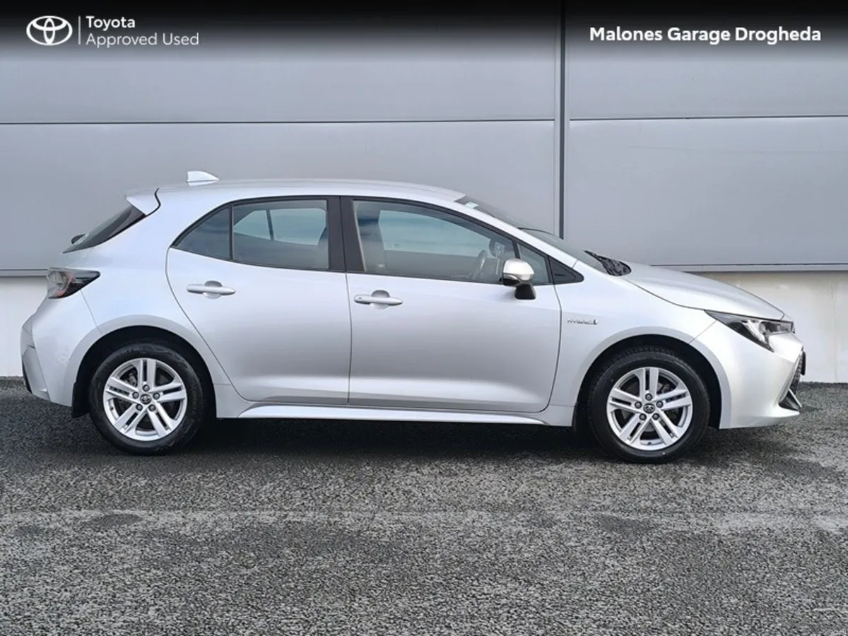 Toyota Corolla 1.8 Hybrid Luna Call Now 041 980 24 - Image 3