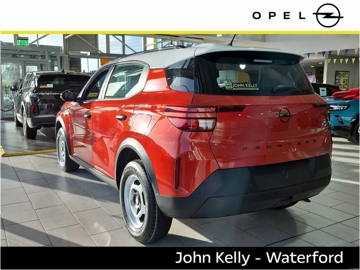 Opel Frontera ELEGANCE MHEV - WHITE EDITION - Image 3