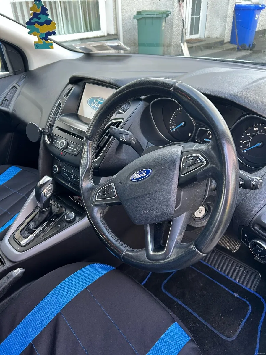 Ford focus automatic - Image 4