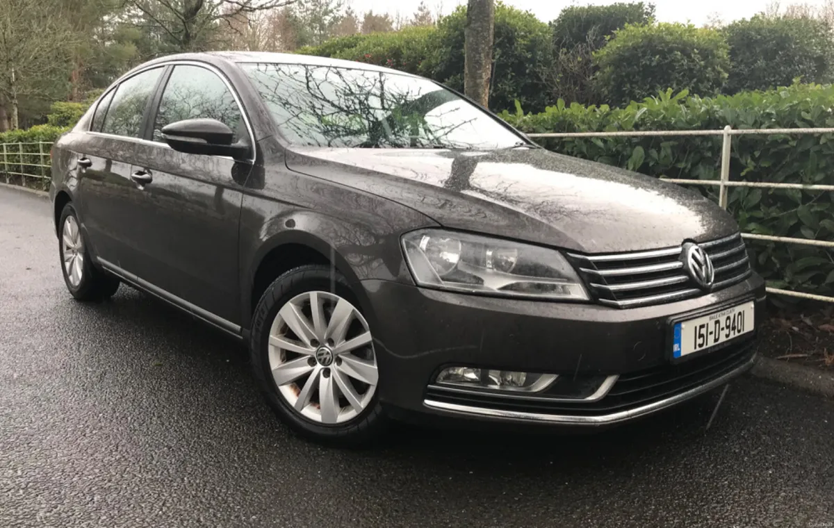 Volkswagen Passat 1.6 TDI COMFORTLINE Spotless Car - Image 2
