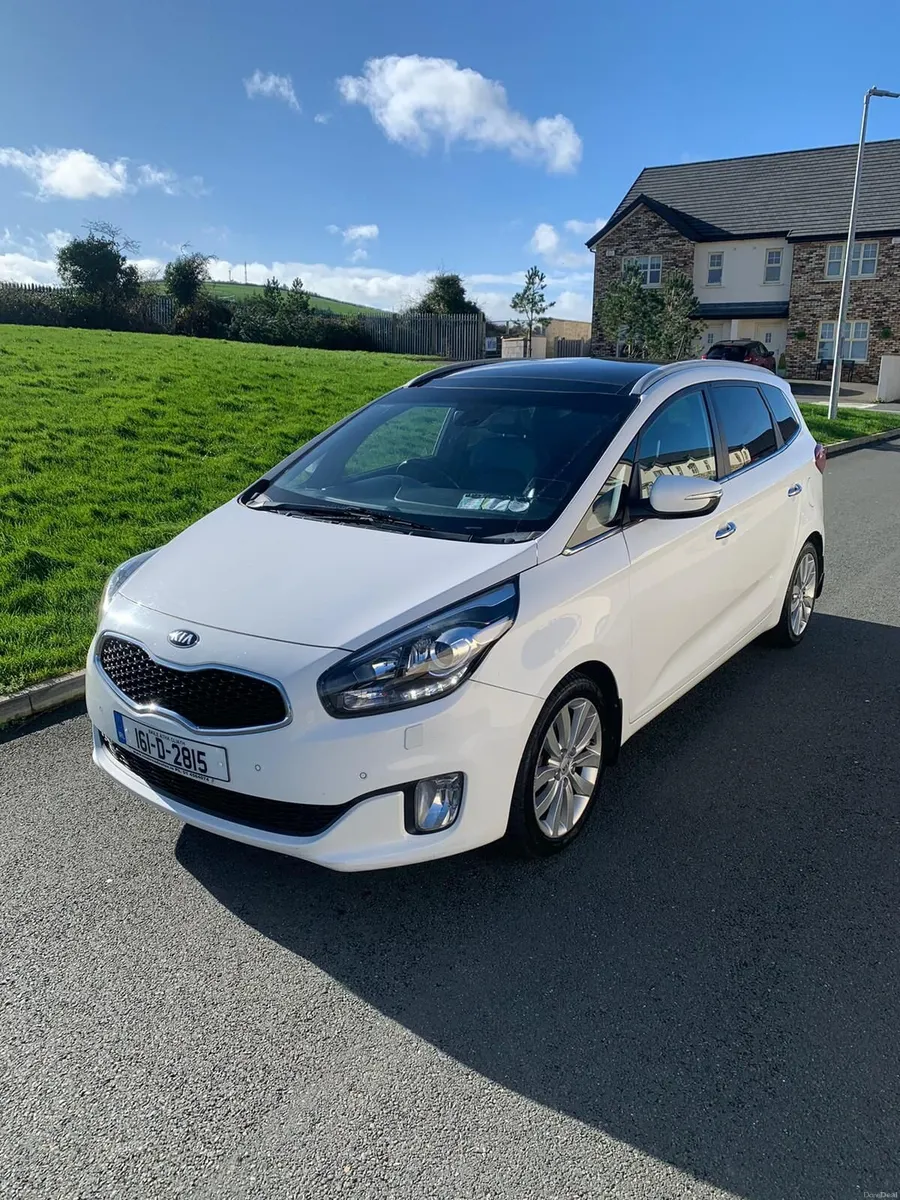 Kia Carens 2016 - Image 1