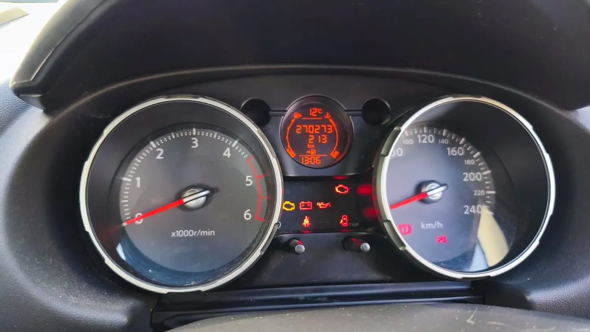 Nissan Qashqai 2009 - Image 2