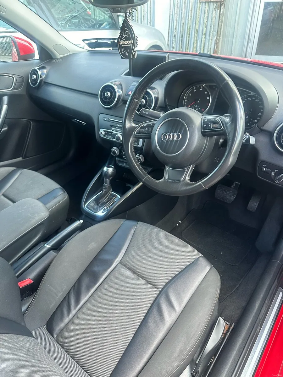 Audi A1 2012 3DR Automatic - Image 4