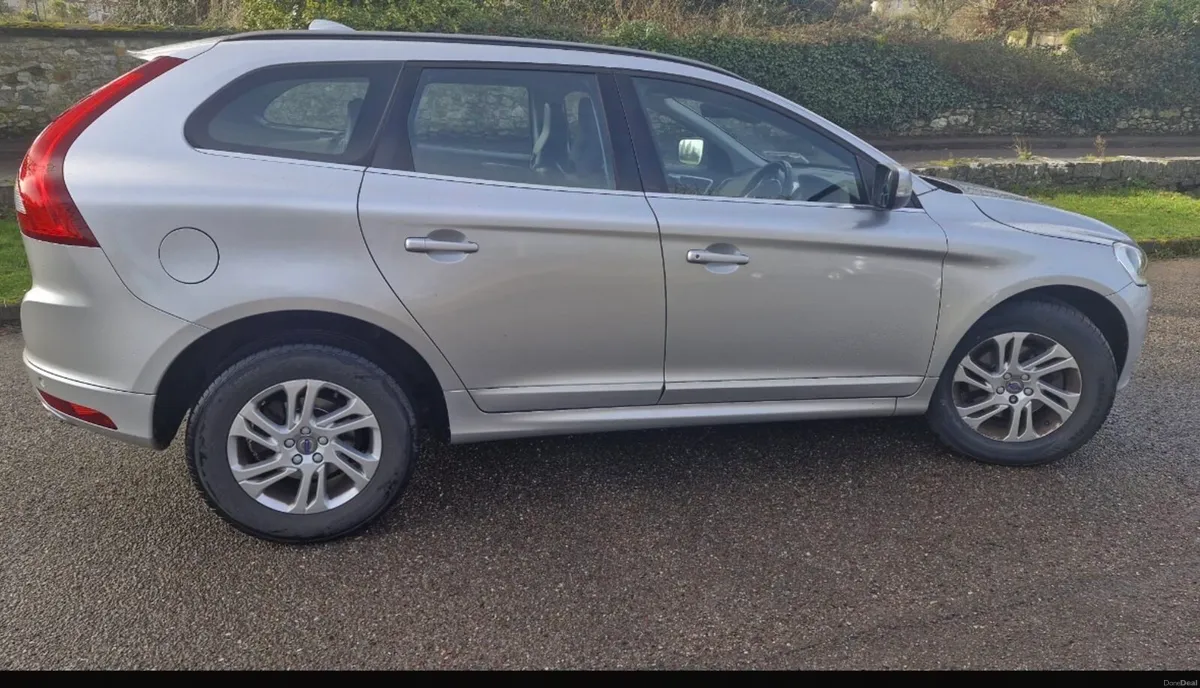 Volvo XC60 - Image 1