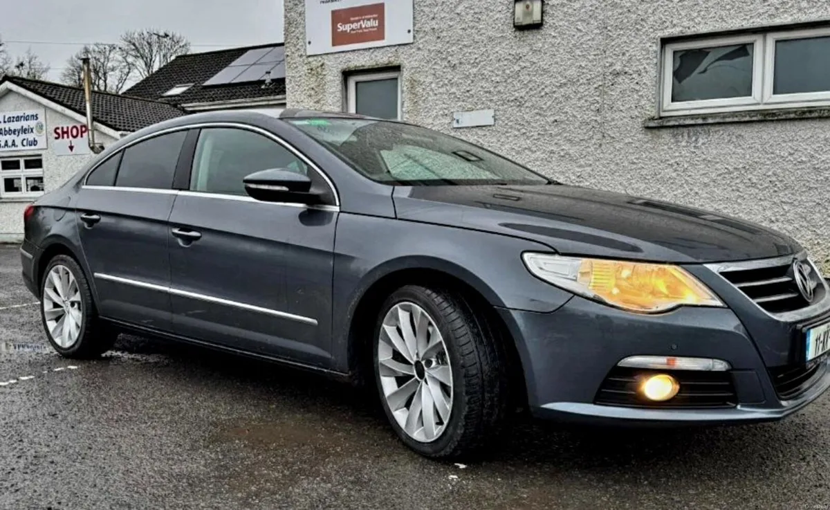 Volkswagen Passat 2011 - Image 3